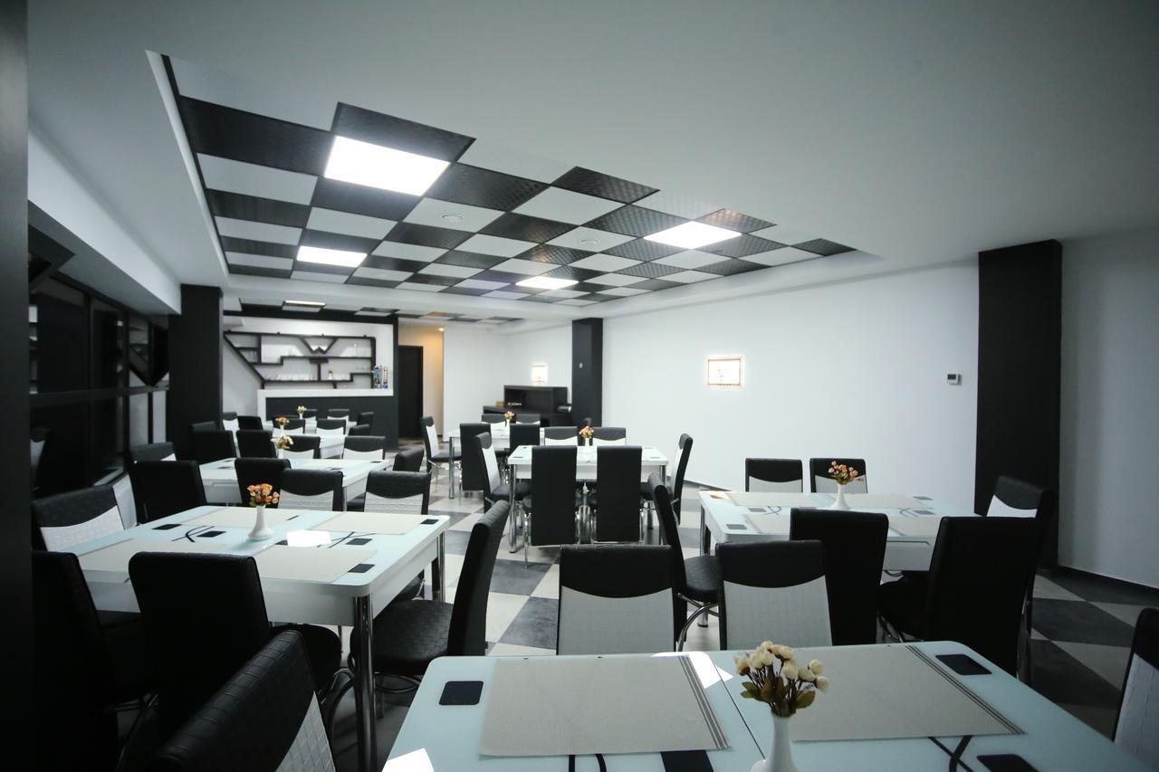 West Tower Hotel Kutaisi Exterior photo