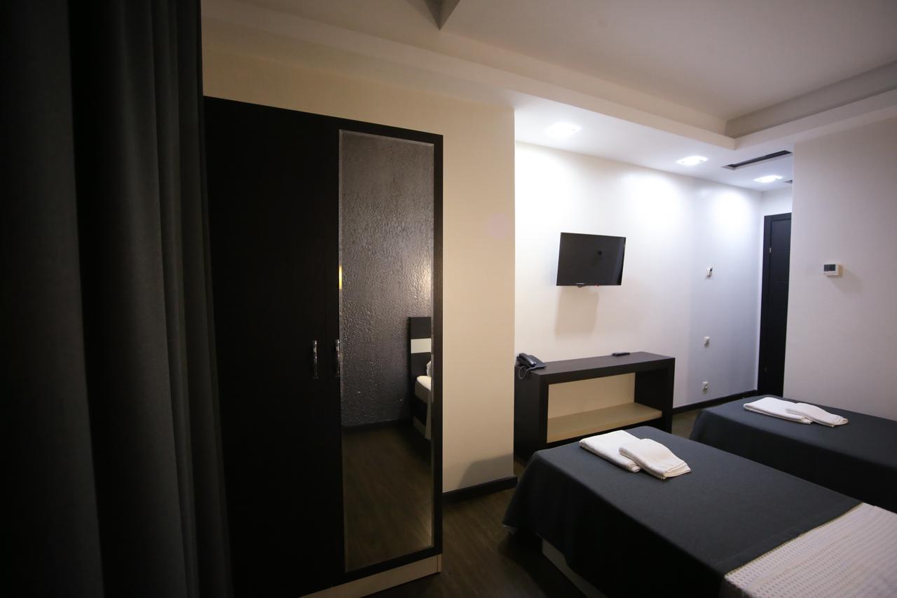 West Tower Hotel Kutaisi Exterior photo